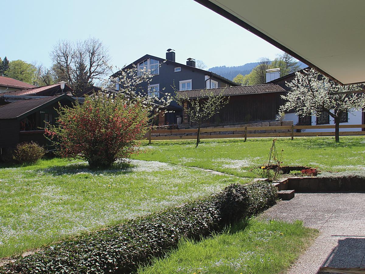 Gaestehaus Alpin - Inkl. Chiemgau-Karte Bergen  Exterior foto